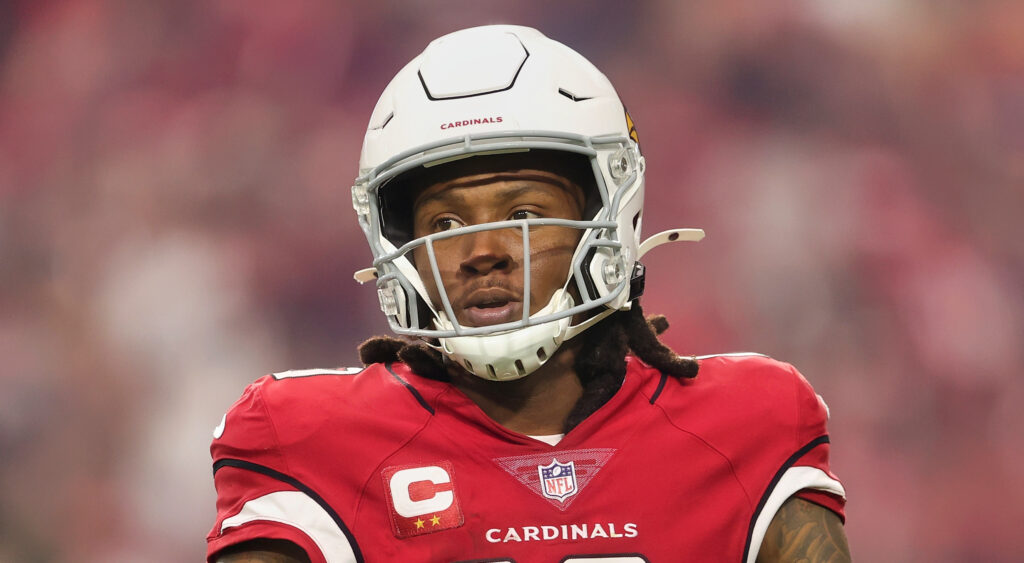 DeAndre Hopkins of Arizona Cardinals looking on during 2021 game.