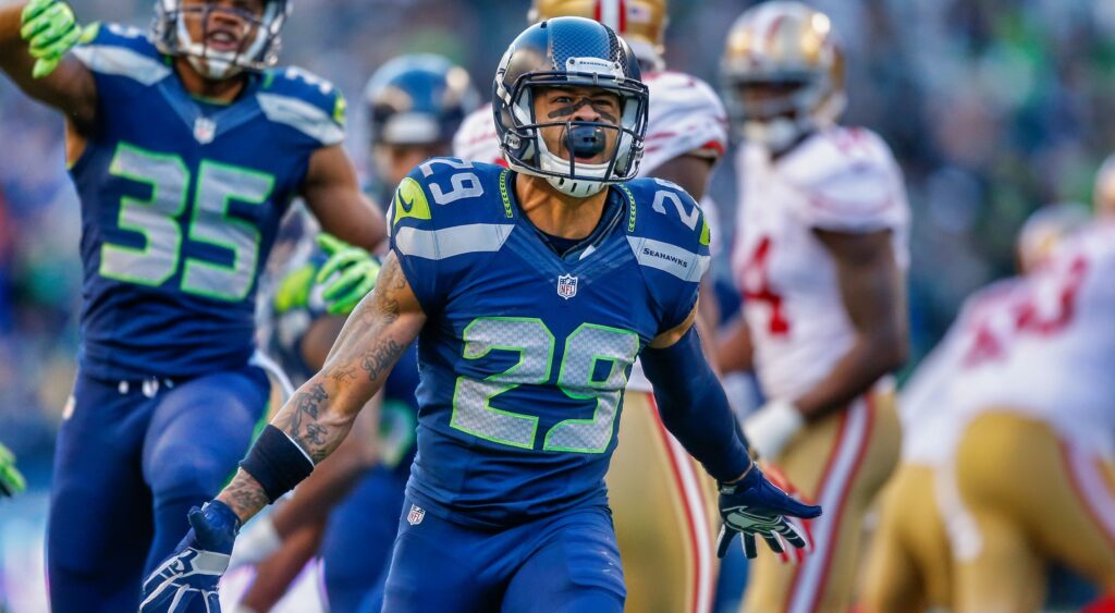 Earl Thomas celebrates a defensive stand vs. the 49ers.
