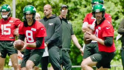 Aaron Rodgers at practice