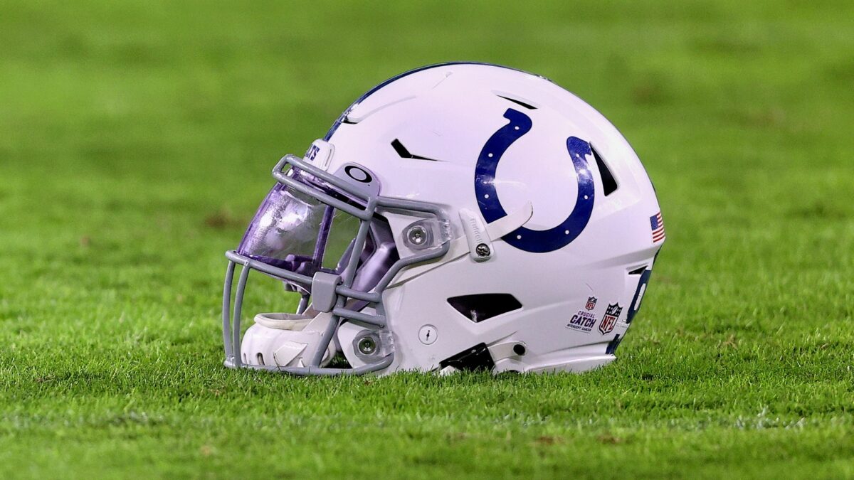 Colts helmet
