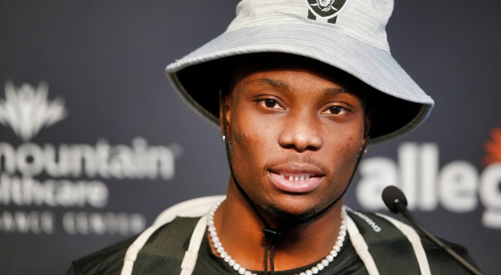 Henry Ruggs with Raiders bucket hat