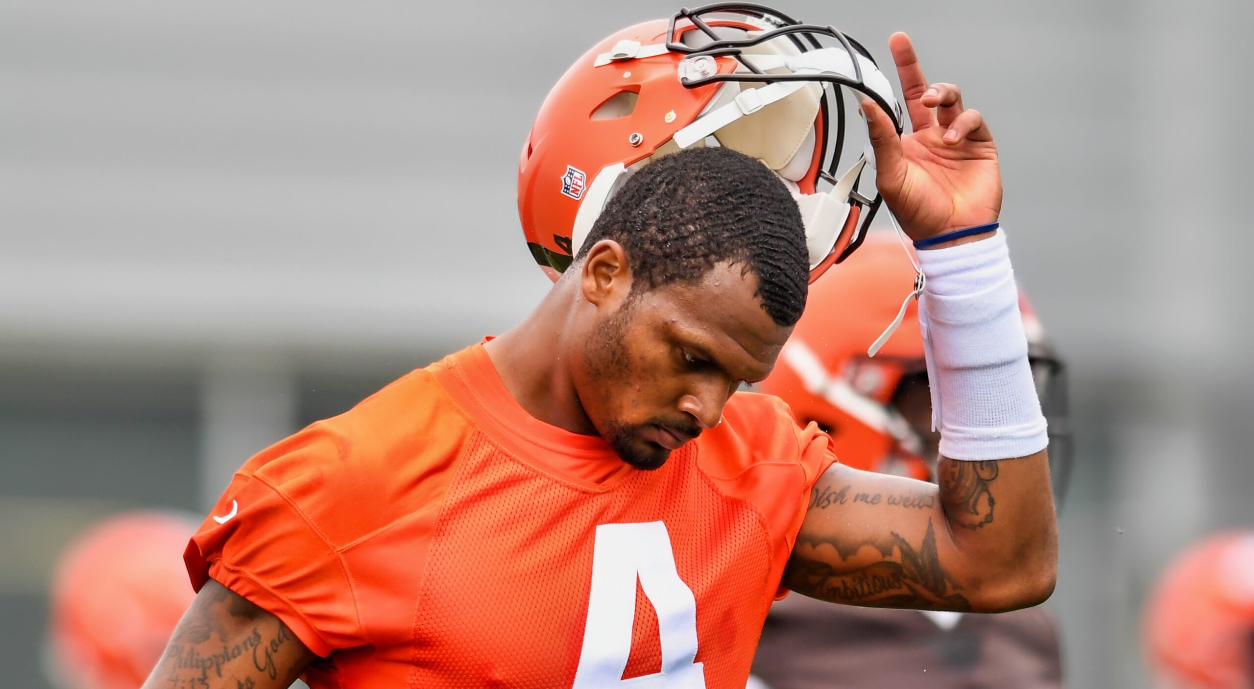 REPORT: Browns Players "Trashed" United Airlines Plane