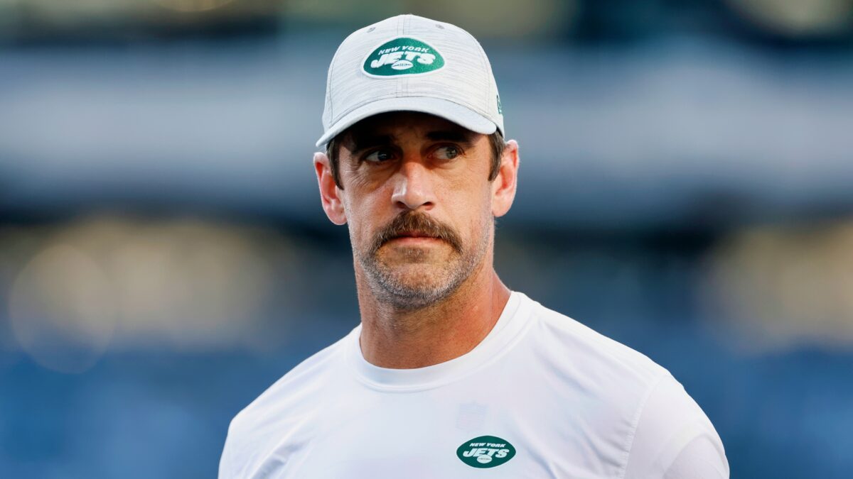 Aaron Rodgers in Jets shirt