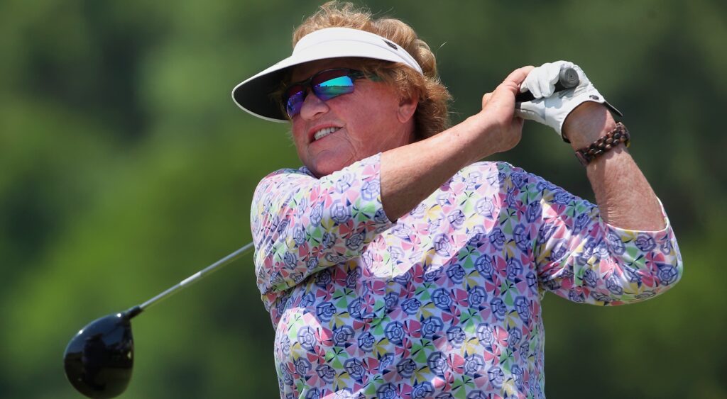 Golf Great JoAnne Carner taking a Shot at the 2018 US Senior Women's Open