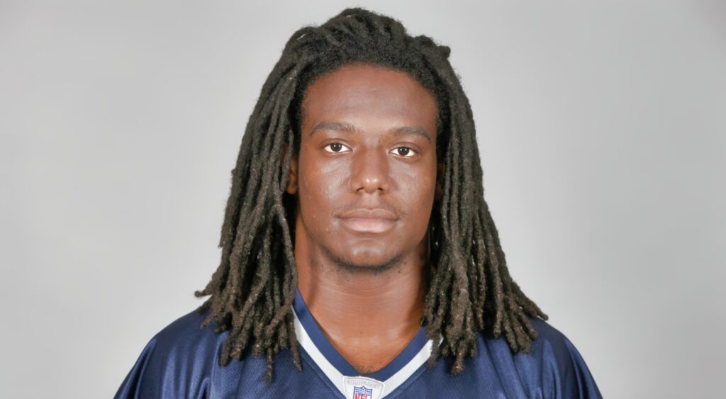 Sergio Brown poses for Patriots picture day.