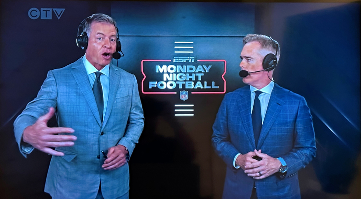 Troy Aikman (left) and Joe Buck (right) during broadcast.