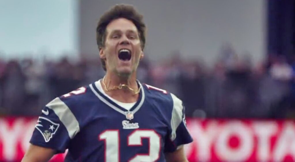 Tom Brady Did His Signature Run And Fist Pump During Ceremony