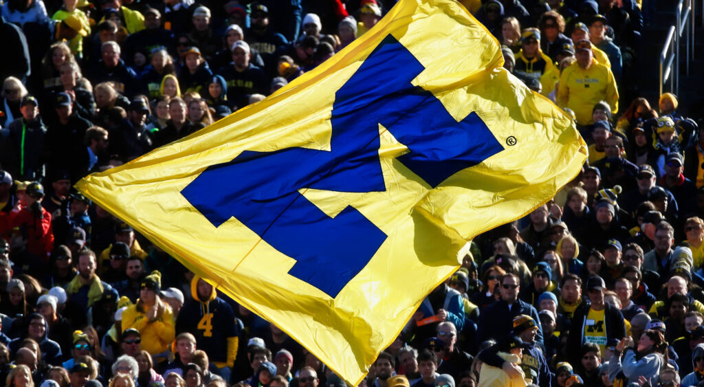 Michigan Wolverines flag