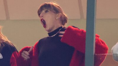 Taylor Swift with her mouth open