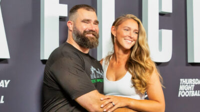 Jason Kelce holding his wife Kylie