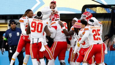 Chiefs players celebrating