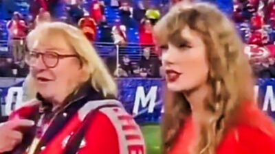 taylor swift and donna kelce on field