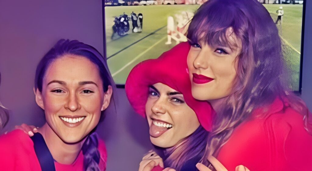 Taylor Swift and Kylie Kelce pose for photo.