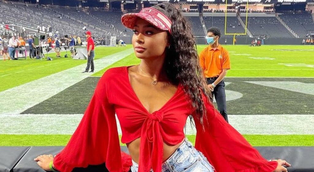 Travis Kelce S Ex Girlfriend Kayla Nicole Posted A Fiery Super Bowl Message Video G News