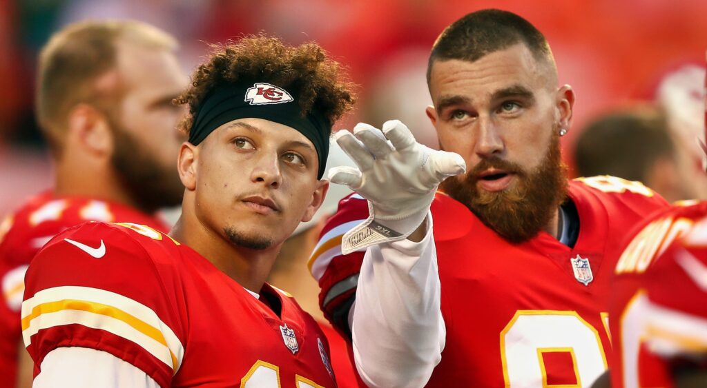 Travis Kelce and Patrick Mahomes on sidelines