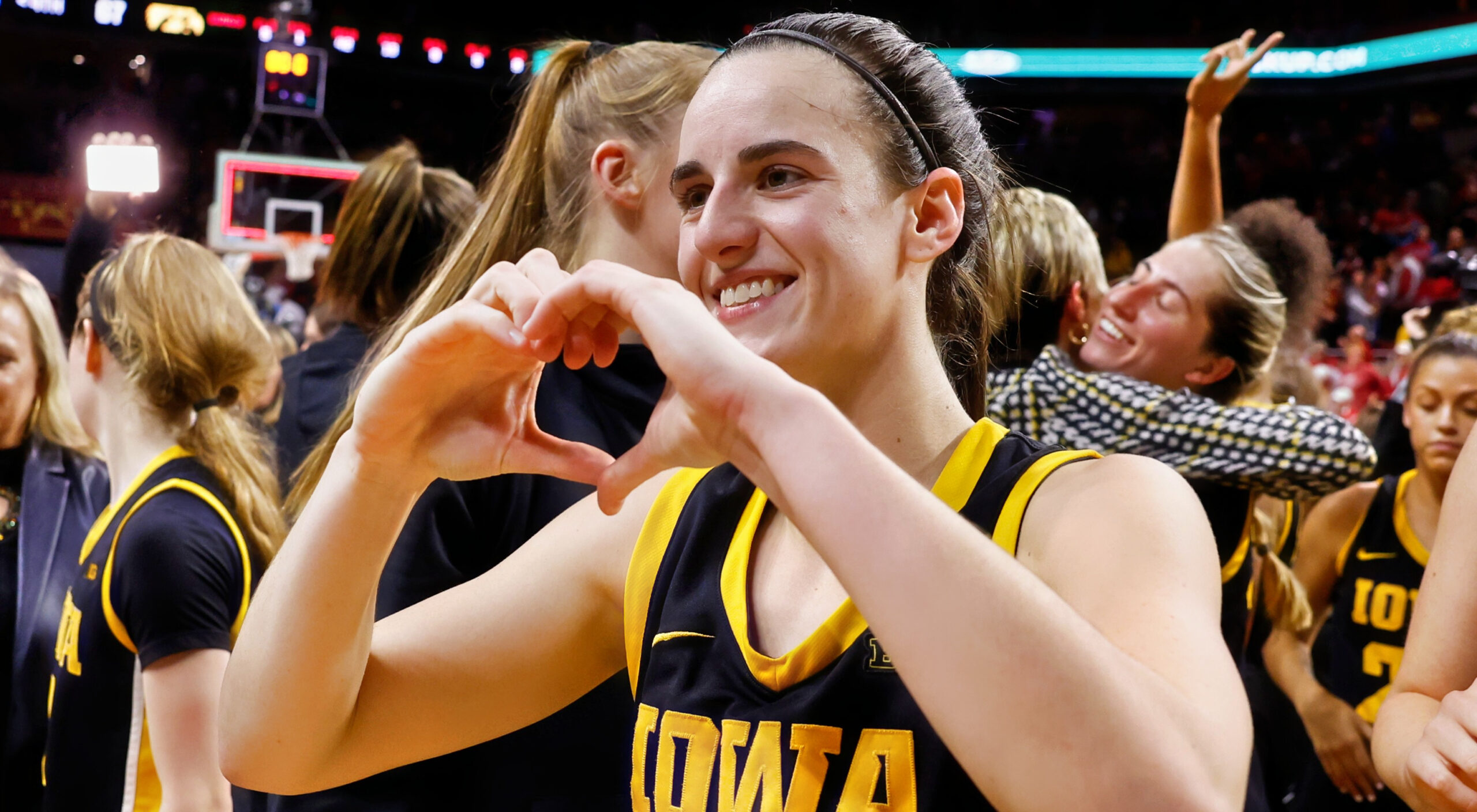 Caitlin Clark Proves She Made The Right WNBA Draft Decision As She ...