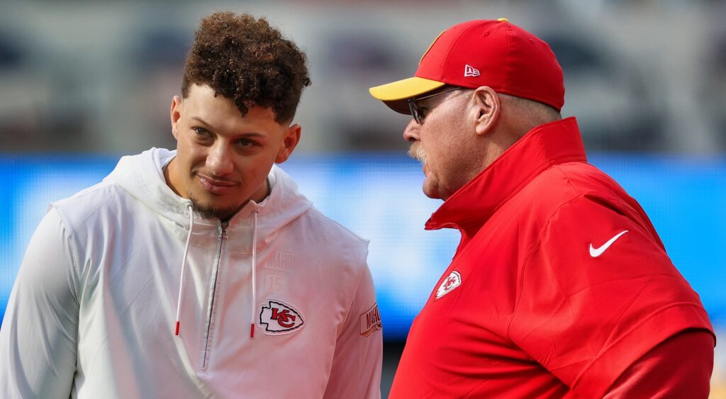 Patrick Mahomes (left) and Andy Reid (right) talking before game.