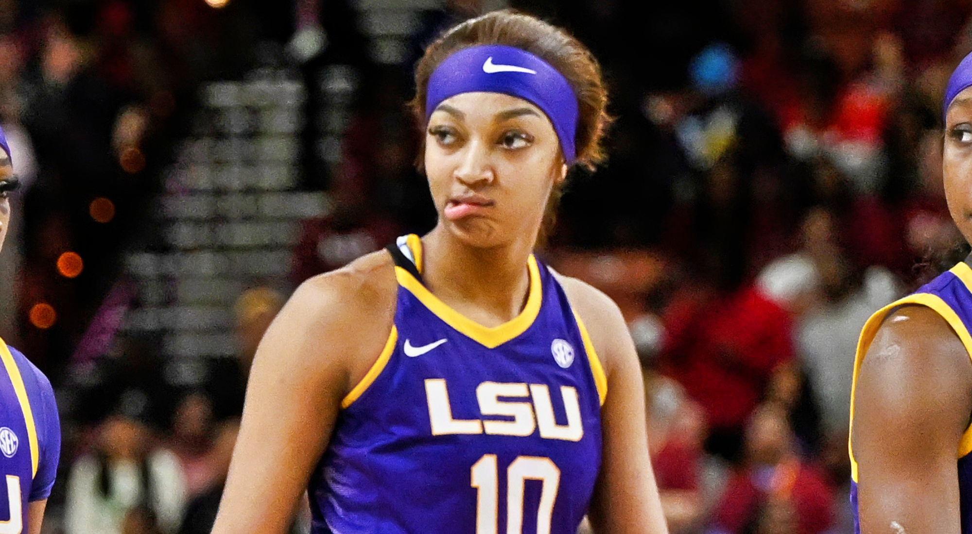 LSU Star Angel Reese Is Pissed Off After "Weird AF" AI Photos Of Her Surfaced Online