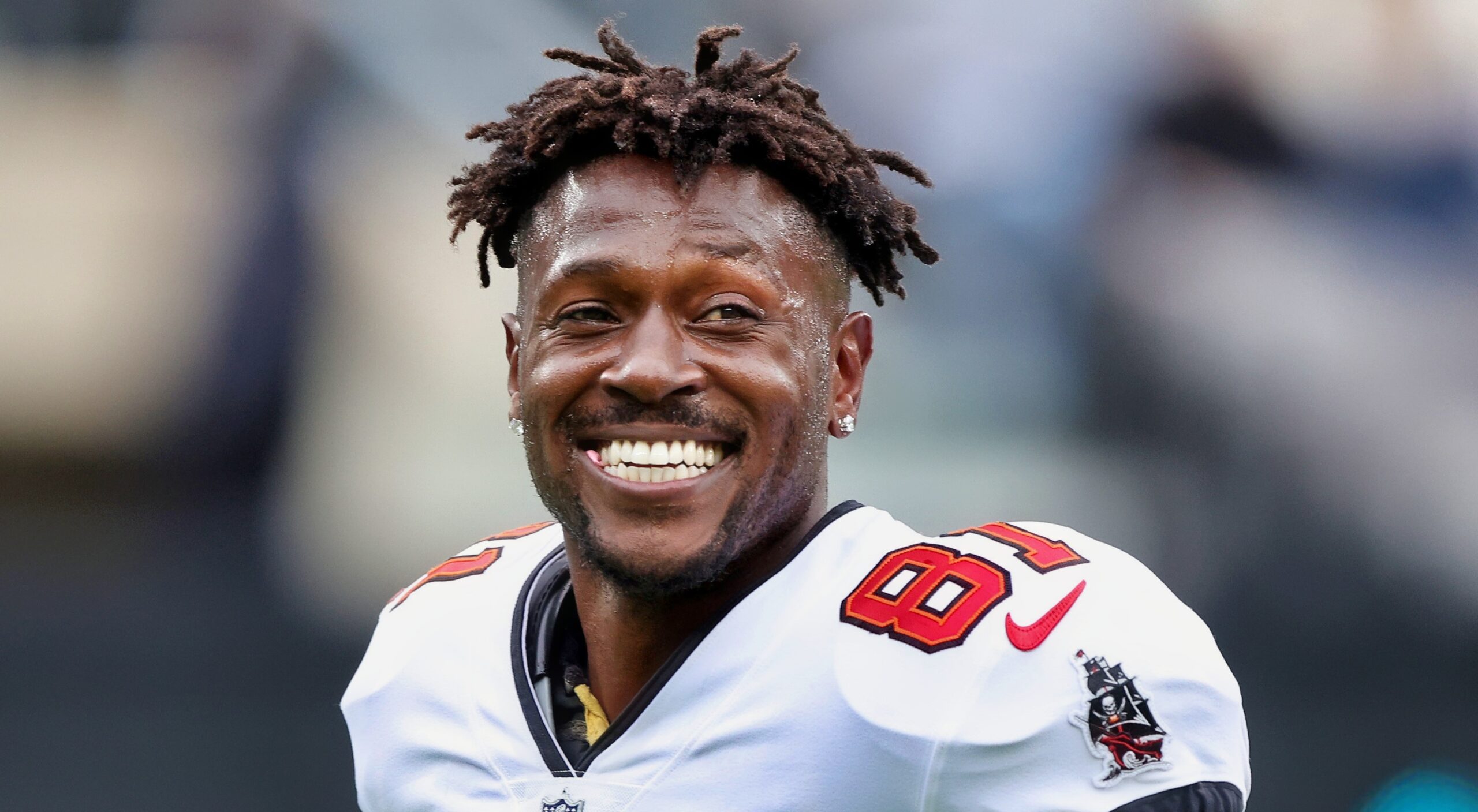 Antonio Brown Drops Massive Hint That Steelers Are Trading For Superstar Wide Receiver, And NFL Fans Are Losing Their Minds