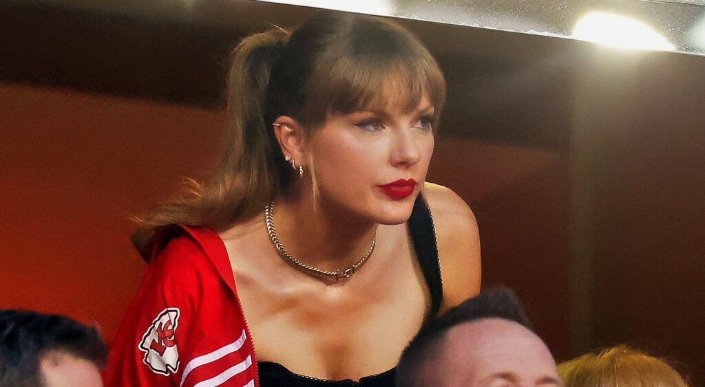 Taylor Swift in stadium suite