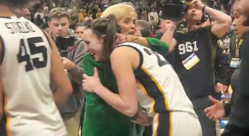 Kim Mulkey hugging Caitlin Clark