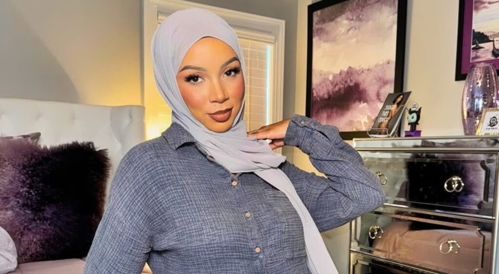 Brittany Renner in hijab