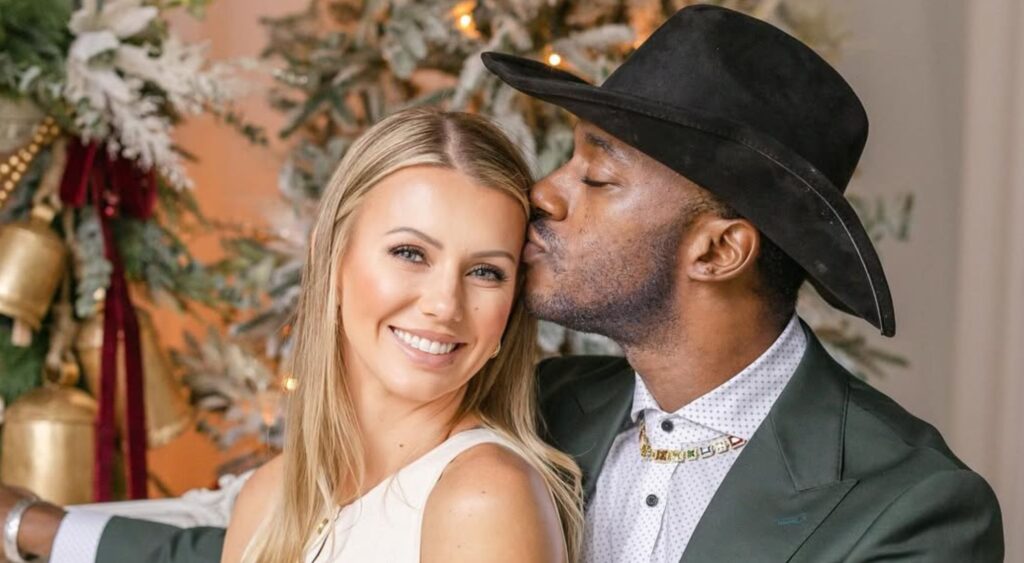 Robert Griffin III's Wife Wows Fans In Eye-Catching Swimsuit