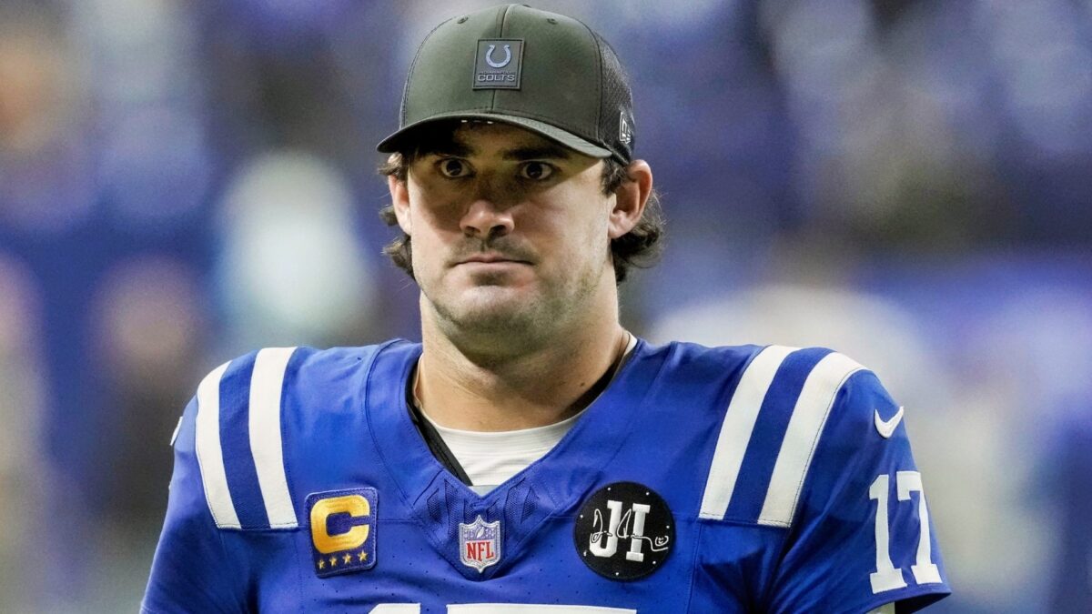 Daniel Jones Admits He’s Using A 3D-Printed Pad To Protect His Broken Leg While Playing For The Indianapolis Colts