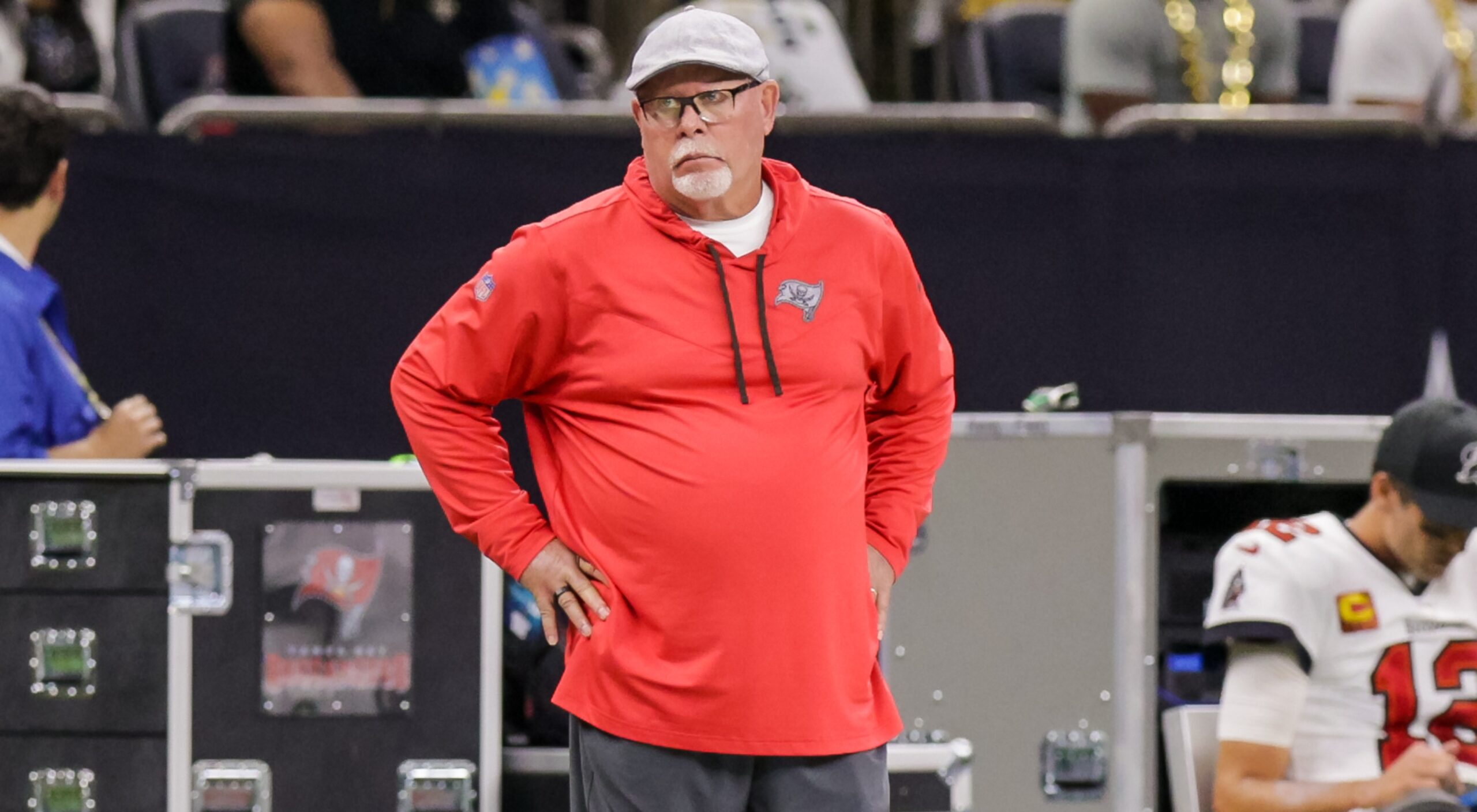 Scary Health Update Has NFL Fans Praying For Super BowlWinning Head