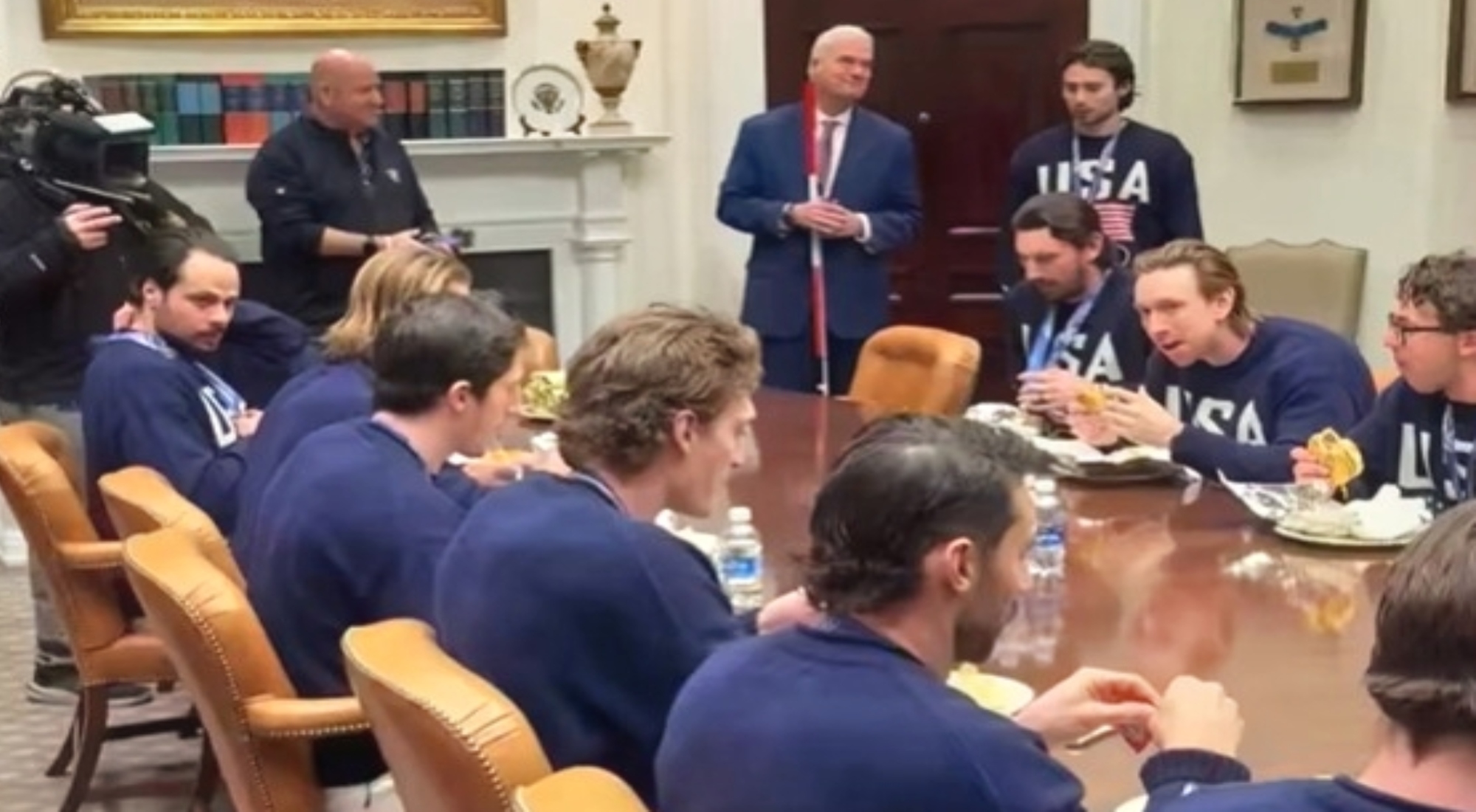 president-donald-trump-totally-cheaped-out-on-his-food-spread-for-usa