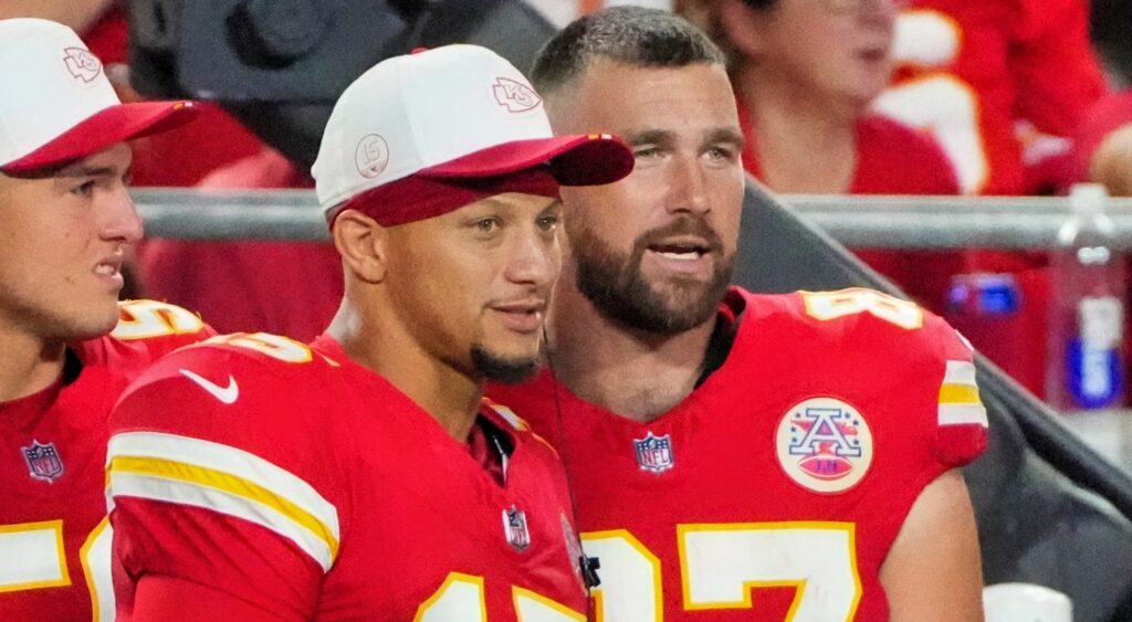 Patrick Mahomes and Travis Kelce on Chiefs sideline