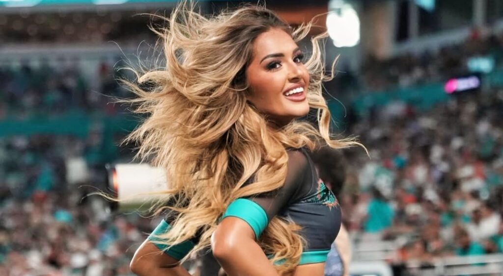 Miami Dolphins cheerleader Ari McClure dancing