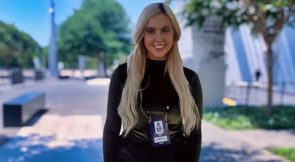 Crissy Froyd posing in black outfit