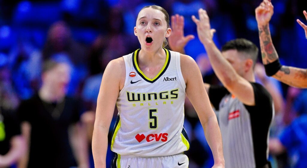 Paige Bueckers Channels Her Inner New York Knicks To Stun Chicago Sky