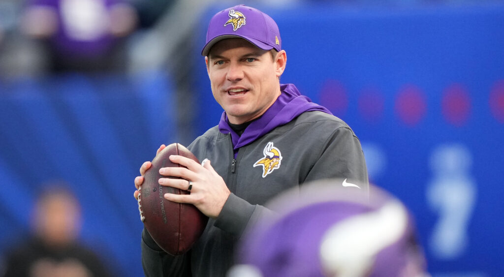 Kevin O'Connell before a game at MetLife Stadium.