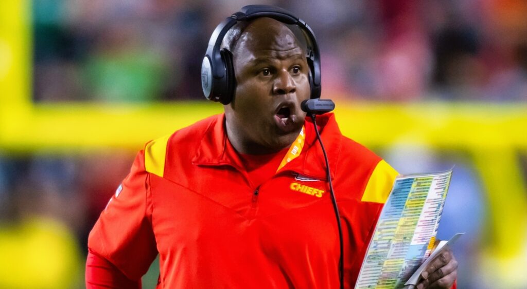 Eric Bieniemy on the sidelines.