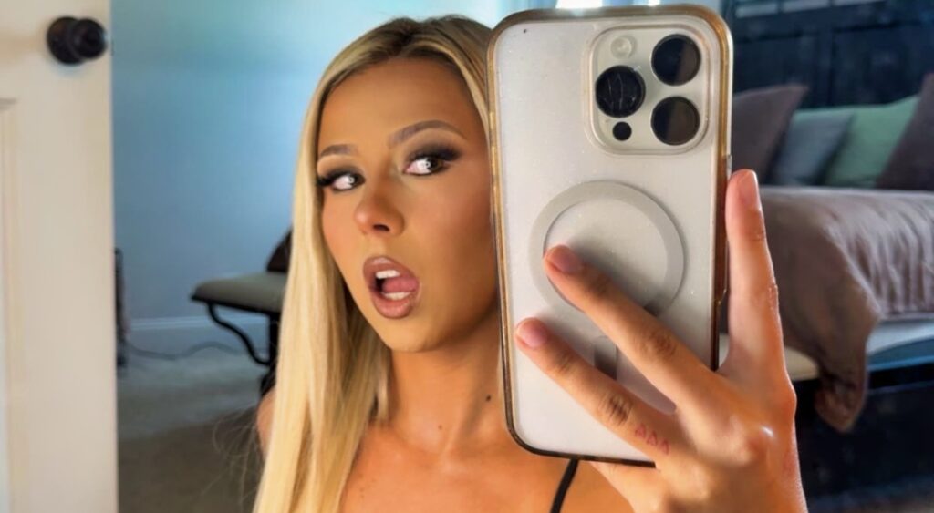 “Hawk Tuah Girl” Haliey Welch Posted Her Raciest Pic Yet To Promote Spicy New Content [PHOTO]