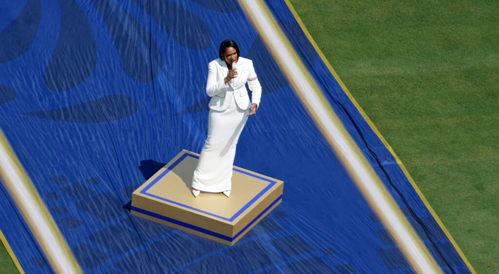 Jennifer Hudson singing the national anthem.