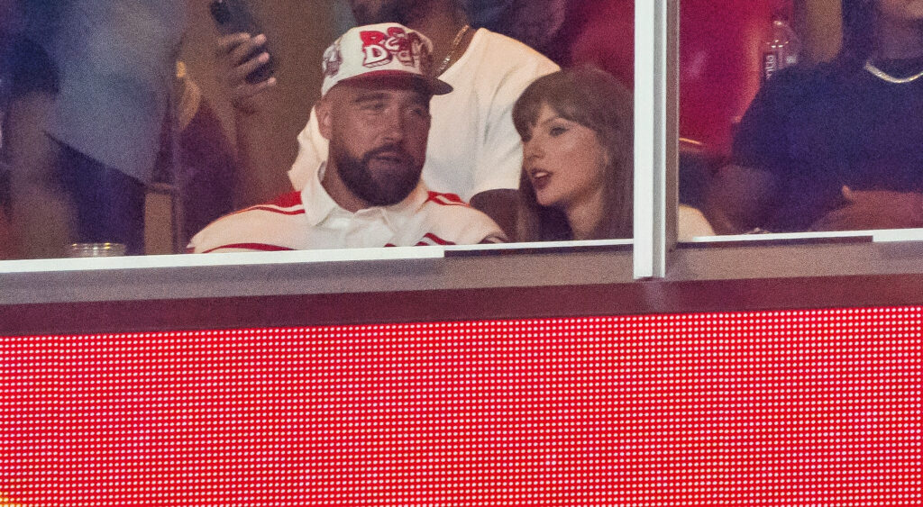 Travis Kelce and Taylor Swift at a game.